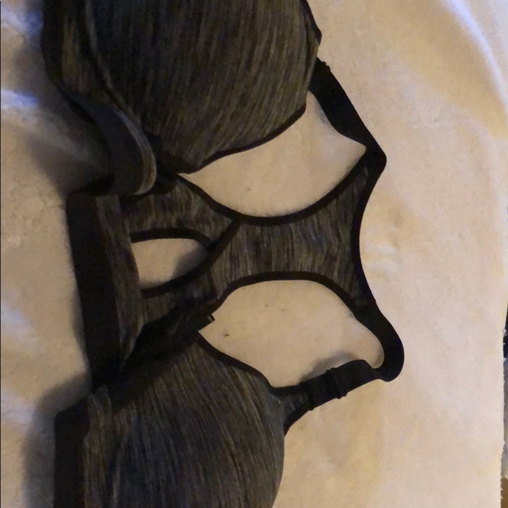 Black Victoria secret sports bra - Picture 2 of 4